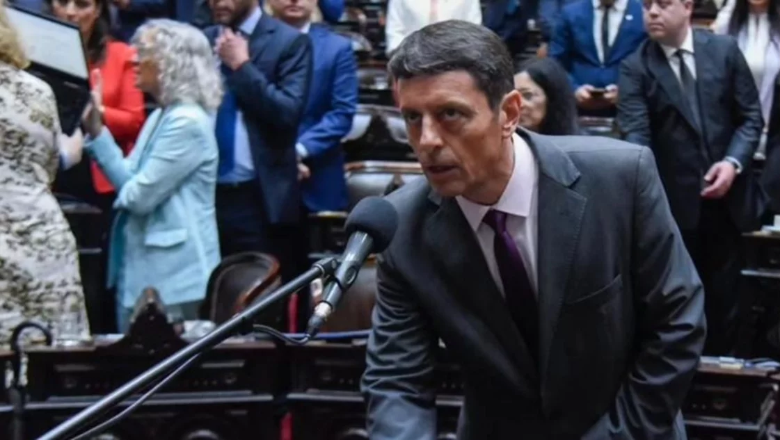 El diputado nacional por La Pampa, Ariel Rauschenberger, ha presentado un proyecto de ley para mantener el Fonid El diputado nacional por La Pampa, Ariel Rauschenberger, ha presentado un proyecto de ley para mantener el Fonid